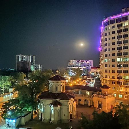 Квартира на 10-й фонтана Apartment Одеса Екстериор снимка