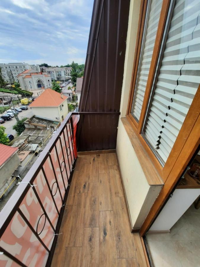 Квартира на 10-й фонтана Apartment Одеса Екстериор снимка